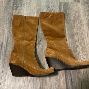 Aerosoles Women’s Boots Size 9.5